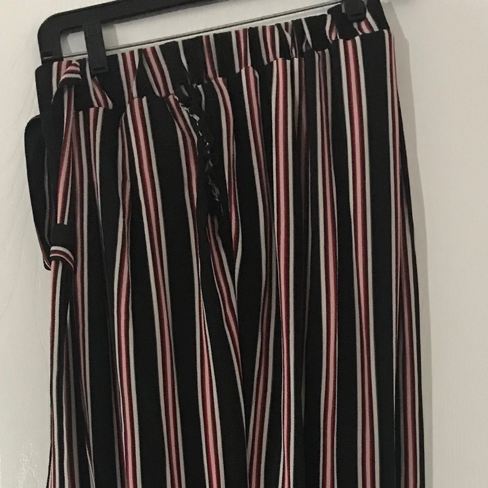 Pants - Picture 2 of 6